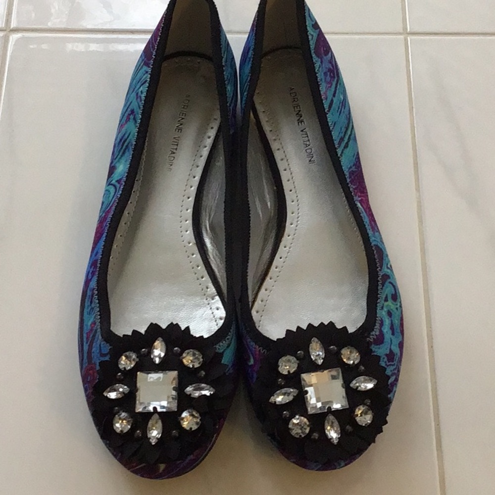 Adorable flats by Adrienne Vittadini